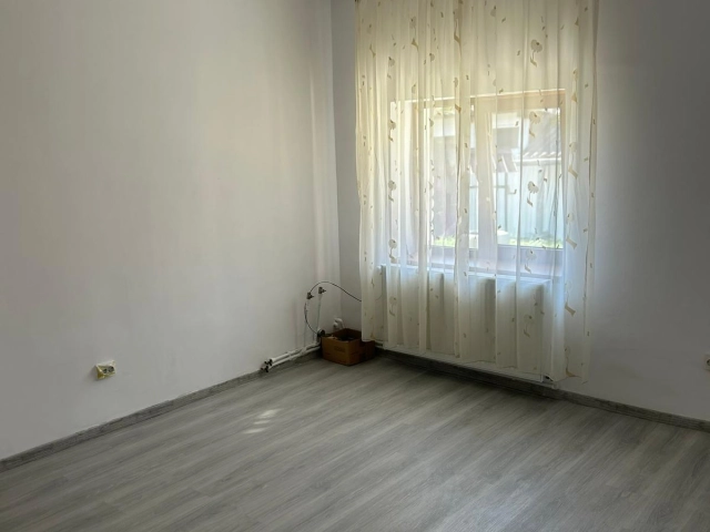Spatiu comercial