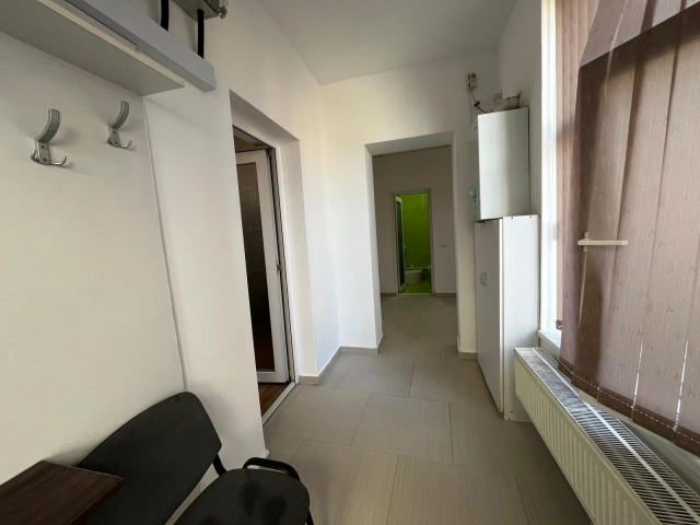 Spatiu comercial