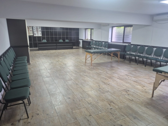 Spatiu comercial