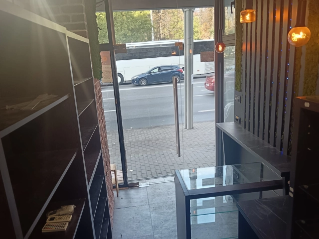 Spatiu comercial