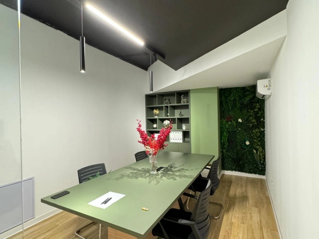 Spatiu comercial