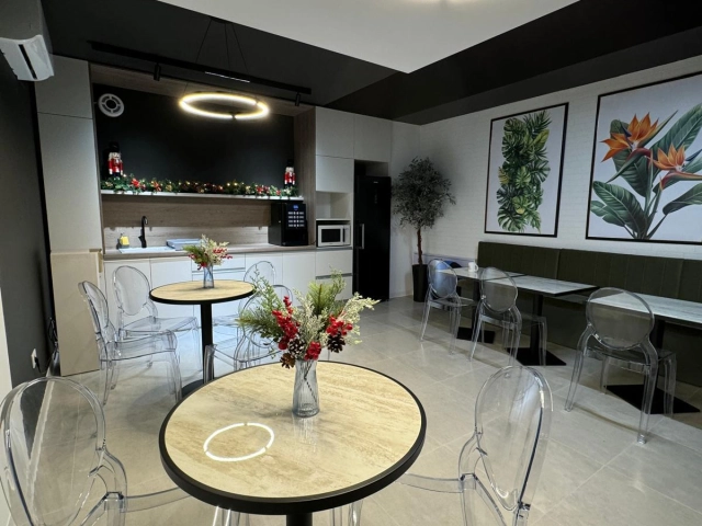 Spatiu comercial