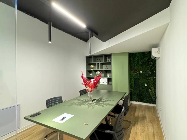 Spatiu comercial