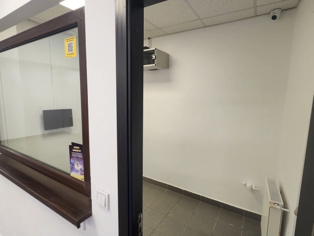 Spatiu comercial