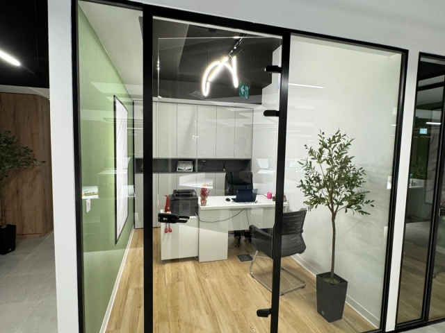 Spatiu comercial