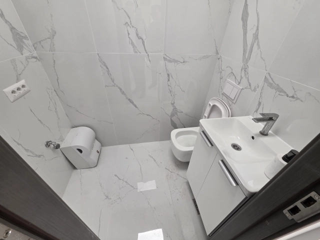 Spatiu comercial