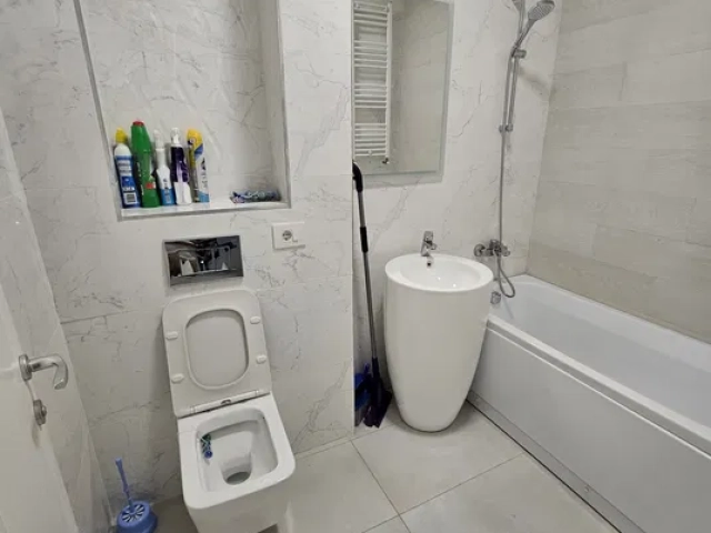 Spatiu comercial